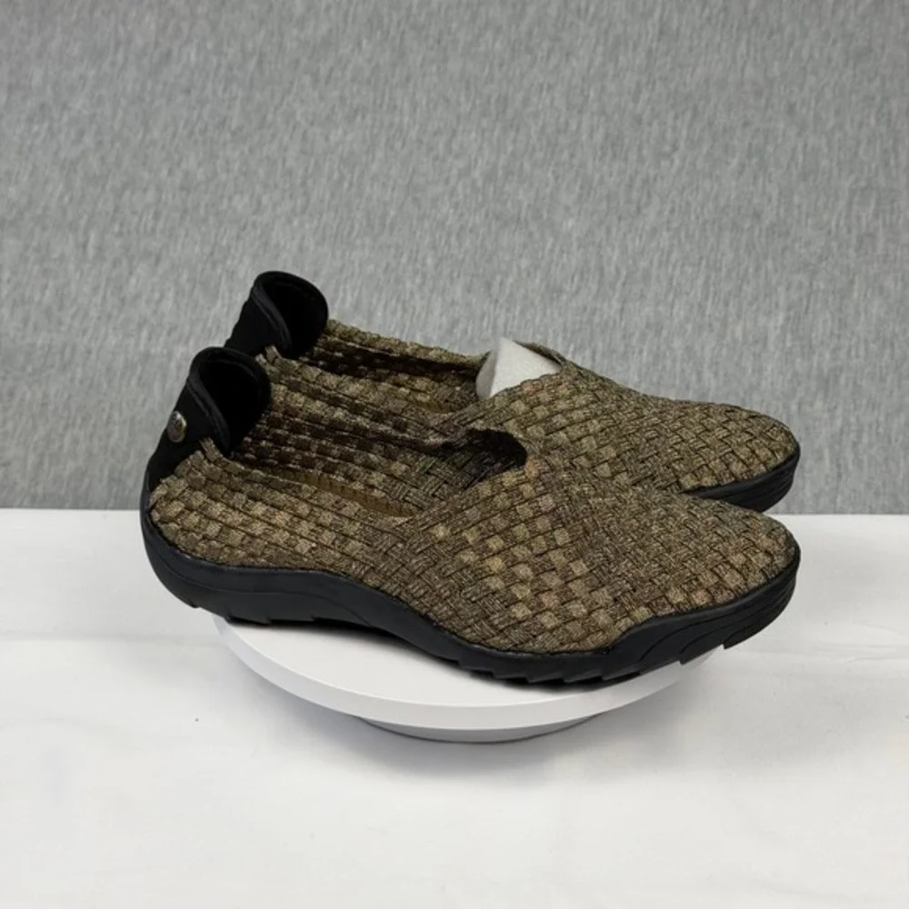 Bernie Mev New York Bronze Gold Woven Elastic Slip On Sneakers Size‎ 8